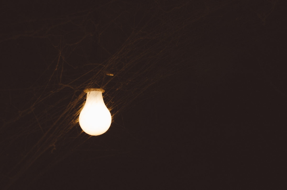 Dos and Don'ts for Achieving Perfect Mood Lighting with Table Lamps.
