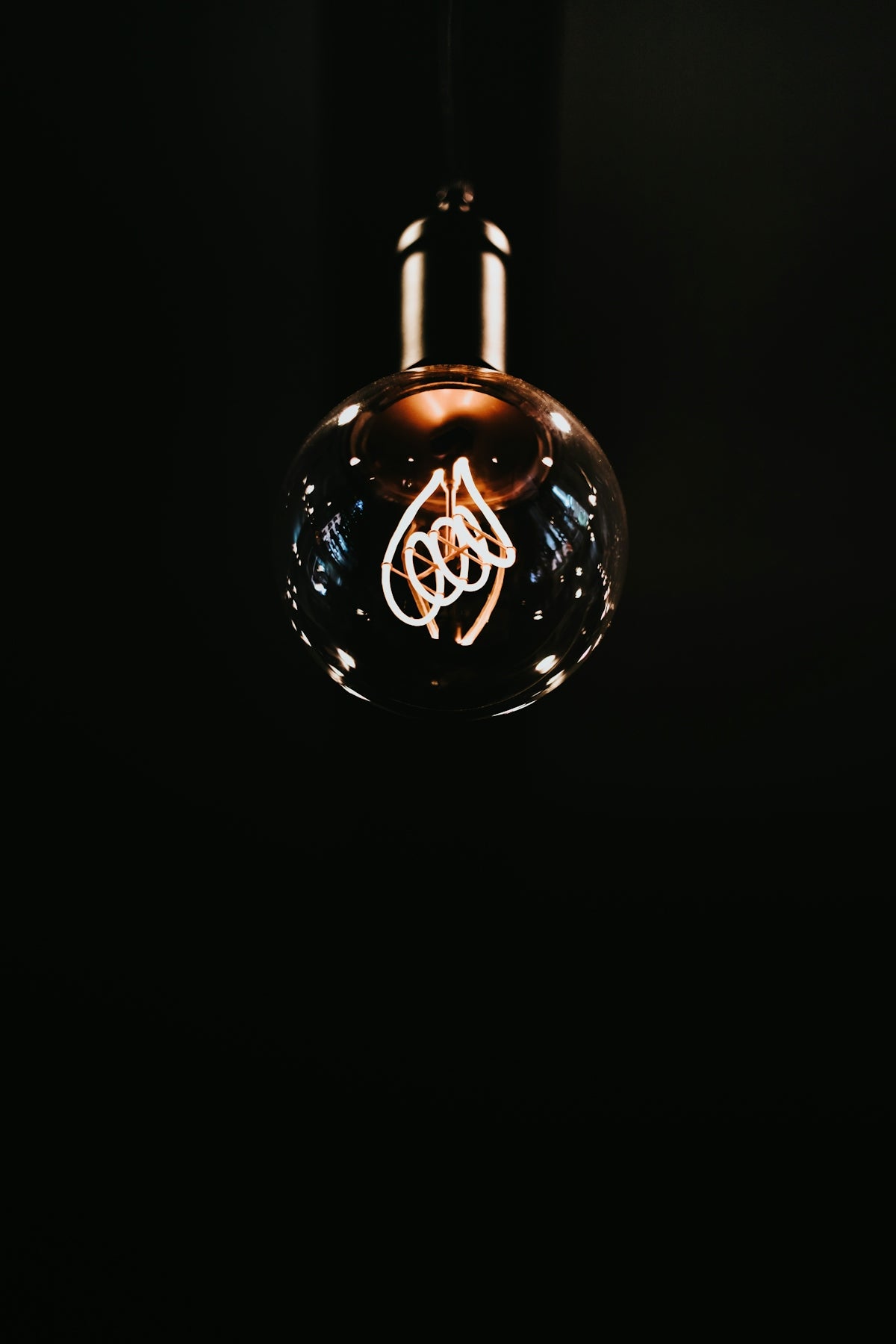 Discover the Fascinating History of Table Lamps.