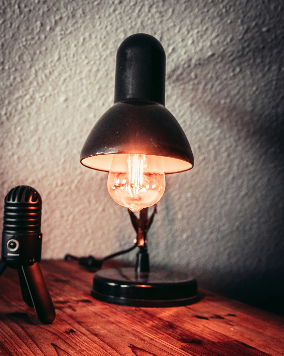 black table lamp