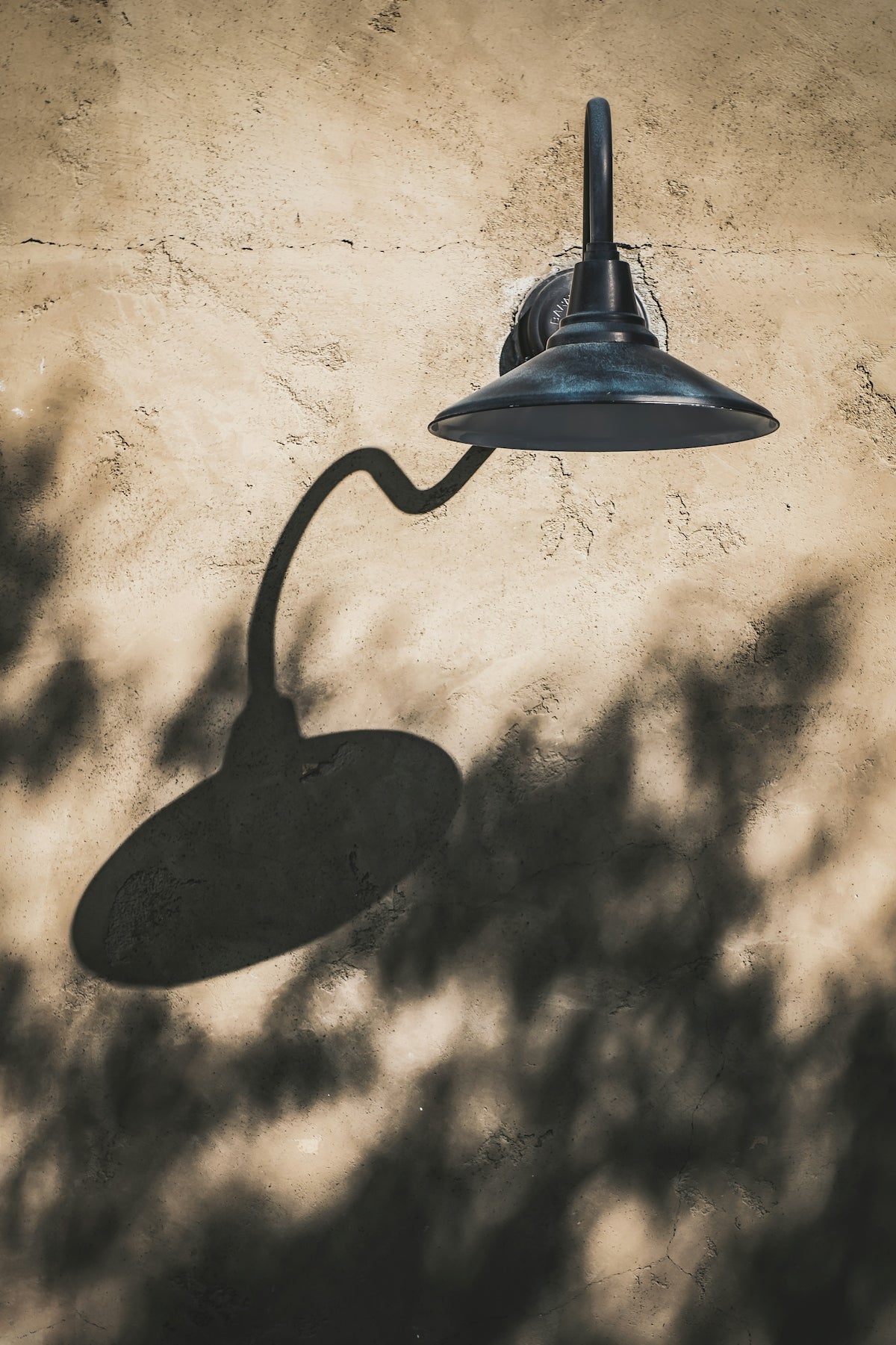 black sconce lamp