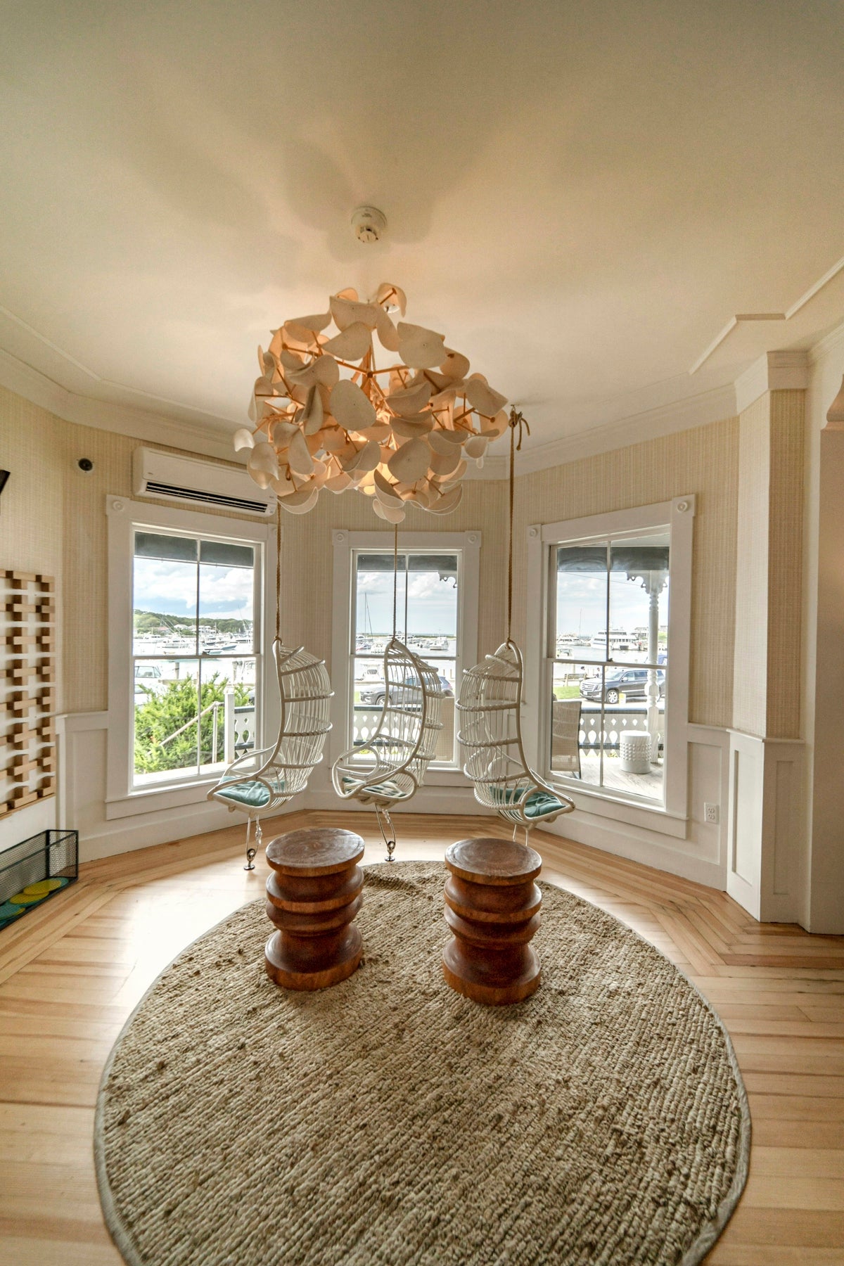 brown and white uplight chandelier
