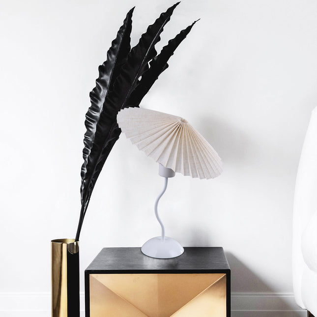 Piairie Table Lamp Black White Elegant Japanese Parasol Style.