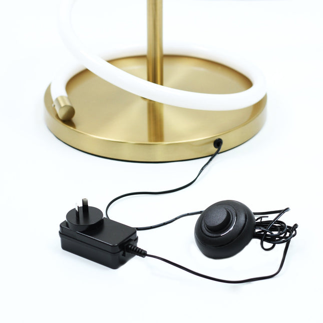 Lyona LED Floor Lamp - Gold Modern Metal Lighting for Home.