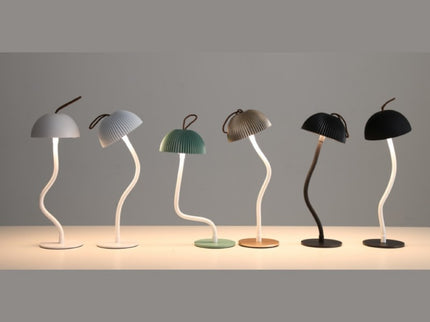Corrugated Gold Lamp Cap Elegant Curved Stem Mushroom Desk Lamp Adjustable LED Light.